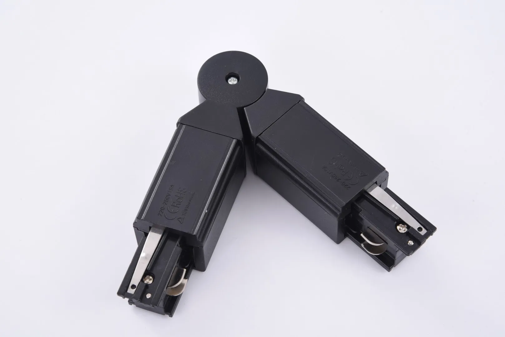 TRACK 3LINE ADJUSTABLE CONNECTOR BK